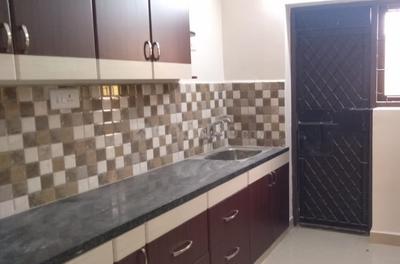 Gallery Cover Image of 800 Sq.ft 2 BHK Apartment for buy in T Nagar for 11000000