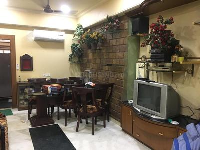 Gallery Cover Image of 1300 Sq.ft 2 BHK Apartment for rent in Colaba for 150000