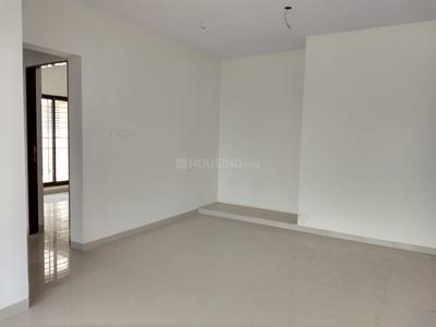 Gallery Cover Image of 930 Sq.ft 2 BHK Apartment for buy in Thane West for 12000000