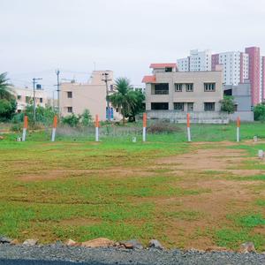 Gallery Cover Image of Sq.ft Residential Plot for buy in Tharapakkam for 2400000