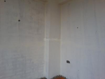 Gallery Cover Image of 400 Sq.ft 1 BHK Apartment for buy in Shakarpur Khas for 2500000