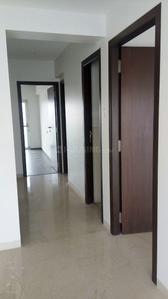 Gallery Cover Image of 850 Sq.ft 2 BHK Apartment for rent in Lodha Venezia, Parel for 95000