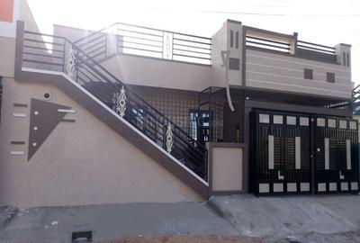 Gallery Cover Image of 1000 Sq.ft 3 BHK Independent House for buy in Battarahalli for 7000000