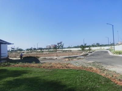 Gallery Cover Image of Sq.ft Residential Plot for buy in Periyamet for 3375000