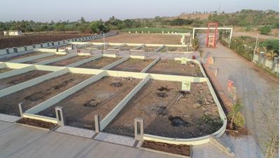 Gallery Cover Image of Sq.ft Residential Plot for buy in Uruli Kanchan for 3240000