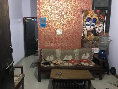 Gallery Cover Image of 450 Sq.ft 1 BHK Independent Floor for buy in Govindpuri for 1625000