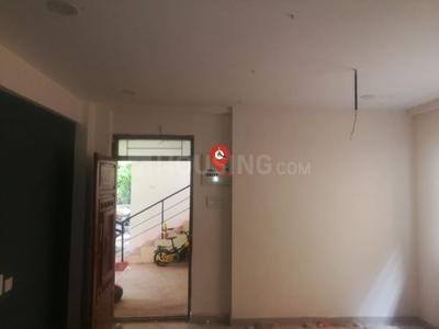 Gallery Cover Image of 980 Sq.ft 2 BHK Apartment for rent in Tulip Apartments, Perungalathur for 22100
