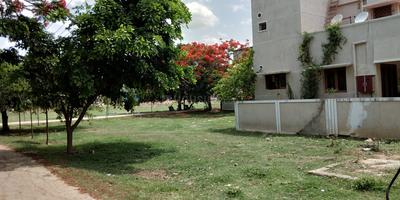 Gallery Cover Image of 975 Sq.ft 2 BHK Villa for buy in Poonamallee for 5500000