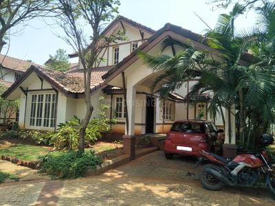 Gallery Cover Image of 1800 Sq.ft 3 BHK Villa for buy in Krishnarajapura for 20500000