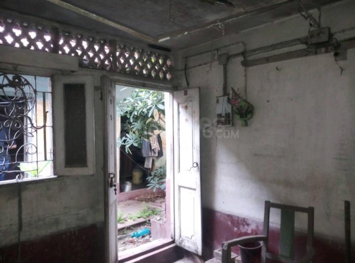 Houses/ Villa for Rent Near Chaya Cinema Hall, Maniktala, Kolkata