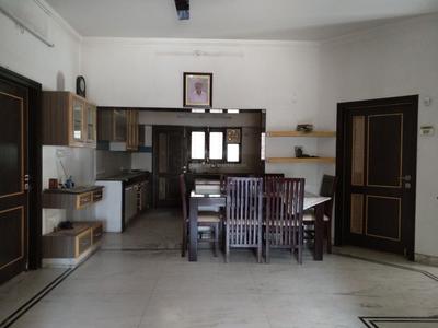 5+ BHK Independent House