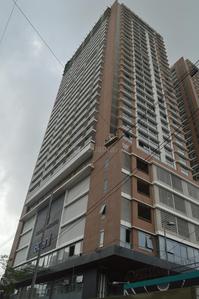 Gallery Cover Image of 1310 Sq.ft 2 BHK Apartment for buy in Andheri West for 37200000