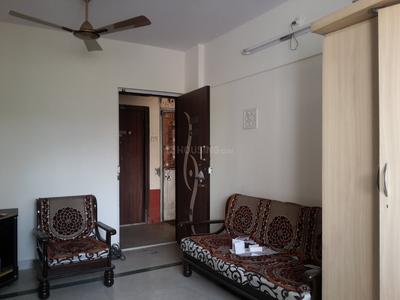 Gallery Cover Image of 570 Sq.ft 1 BHK Apartment for buy in Kandivali East for 8500000