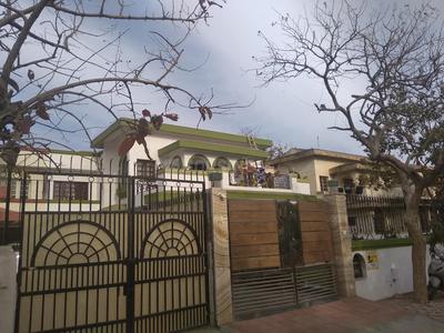Gallery Cover Image of 4680 Sq.ft 4 BHK Villa for buy in Palam Vihar for 24000000