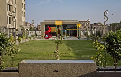 Gallery Cover Image of 1020 Sq.ft 2 BHK Apartment for buy in Dindoli for 2502500