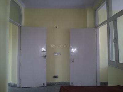 Gallery Cover Image of 720 Sq.ft 1 BHK Independent Floor for buy in Lajpat Nagar for 9000000