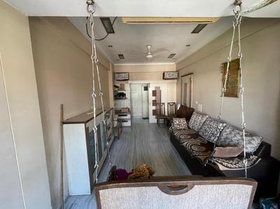 Gallery Cover Image of 800 Sq.ft 2 BHK Independent House for buy in Sion for 23000000