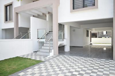 Gallery Cover Image of 1711 Sq.ft 2 BHK Villa for rent in Prasad Pyramid County Bhukum Appartment, Lavale for 45000