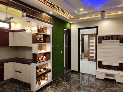 Gallery Cover Image of 890 Sq.ft 3 BHK Independent Floor for buy in Dwarka Mor for 4400000
