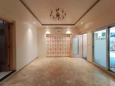 Gallery Cover Image of 850 Sq.ft 1 BHK Independent House for buy in Kandivali West for 6800000