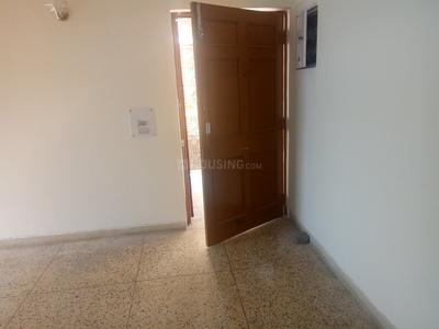Gallery Cover Image of 1180 Sq.ft 2 BHK Apartment for rent in Sector 37 for 20000