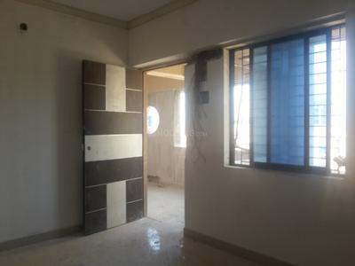Gallery Cover Image of 535 Sq.ft 1 BHK Apartment for buy in Prabhadevi for 14800000