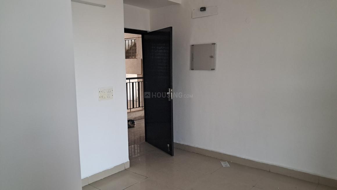 Amrapali Princely Estate - Image 4