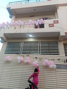 Gallery Cover Image of 750 Sq.ft 2 BHK Independent House for rent in Phulwari Sharif for 5000