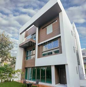4 BHK विला