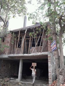 Gallery Cover Image of 1080 Sq.ft 3 BHK Independent Floor for buy in Sector 8 Dwarka for 9000000