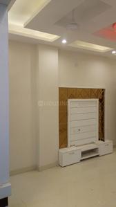 Gallery Cover Image of 730 Sq.ft 3 BHK Independent Floor for buy in Dwarka Mor for 3440000