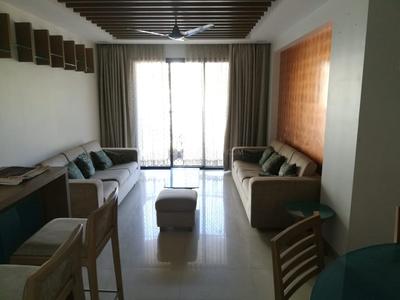 Gallery Cover Image of 698 Sq.ft 1 BHK Apartment for buy in Kandivali East for 10800000