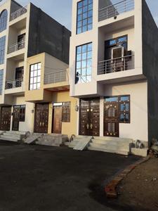 Gallery Cover Image of 530 Sq.ft 1 BHK Independent House for buy in Lal Kuan for 1700000