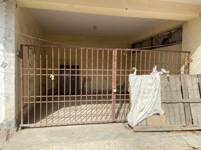 Gallery Cover Image of 201 Sq.ft 1 RK Independent House for rent in Hari Nagar for 30000