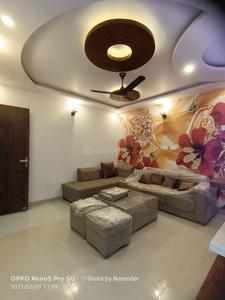 Gallery Cover Image of 700 Sq.ft 2 BHK Independent Floor for buy in Dwarka Mor for 3500000