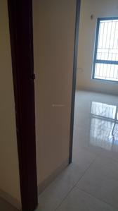 Gallery Cover Image of 1560 Sq.ft 3 BHK Apartment for rent in Rohan Vasantha Apartment, Marathahalli for 27000