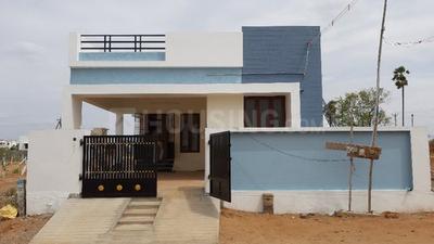 Gallery Cover Image of 500 Sq.ft 1 BHK Independent House for buy in Medavakkam for 2800000