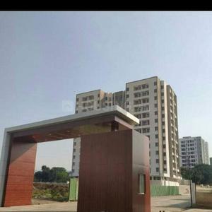 Gallery Cover Image of 560 Sq.ft 1 RK Apartment for rent in Mantra 7 Hills, Kirkatwadi for 6000