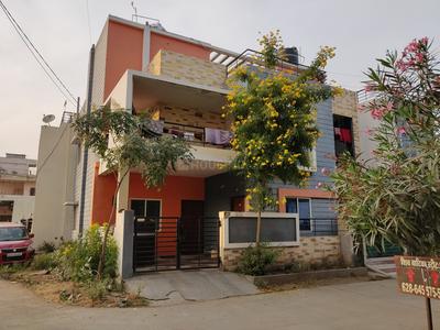 Gallery Cover Image of 1890 Sq.ft 3 BHK Independent House for buy in Rau for 5600000