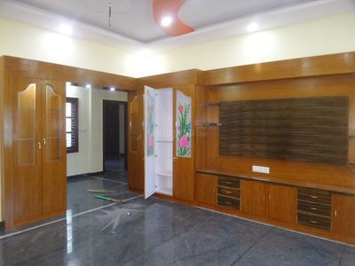 Gallery Cover Image of 1100 Sq.ft 2 BHK Independent House for buy in Ramamurthy Nagar for 7700000