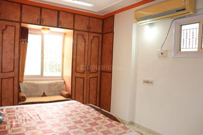 Gallery Cover Image of 1937 Sq.ft 2 BHK Apartment for buy in Bodakdev for 6300000