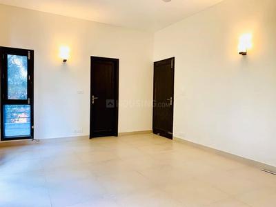 Gallery Cover Image of 7500 Sq.ft 4 BHK Independent House for rent in Vasant Vihar for 700000