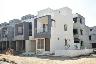 Gallery Cover Image of 1428 Sq.ft 3 BHK Independent House for buy in Kelambakkam for 7350000