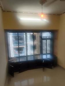 Gallery Cover Image of 300 Sq.ft 1 RK Apartment for rent in Malad West for 15000