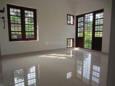 Gallery Cover Image of 1050 Sq.ft 2 BHK Independent House for buy in Kalpathy for 2250000