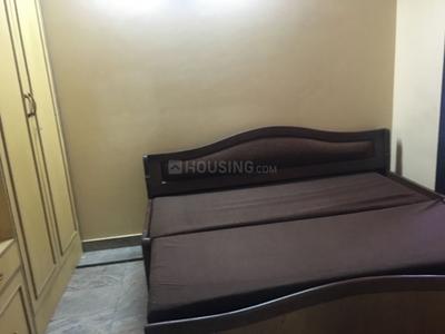 Gallery Cover Image of 575 Sq.ft 1 BHK Apartment for rent in Malad East for 30000