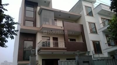 5 BHK Independent House