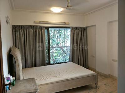 Gallery Cover Image of 1800 Sq.ft 3 BHK Apartment for buy in Bandra West for 59500000