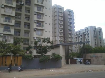 Gallery Cover Image of 1064 Sq.ft 2 BHK Apartment for buy in Makarba for 4600000