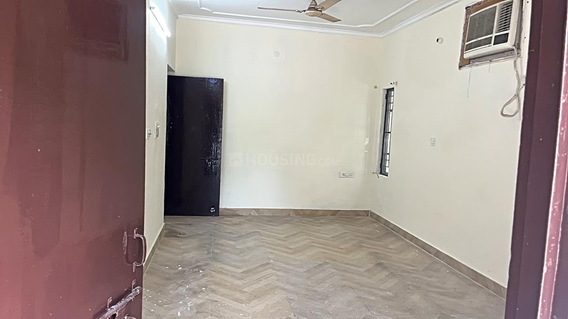 DDA Santushti Apartment - Image 4